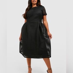 Boutique full skirted prom midi dress